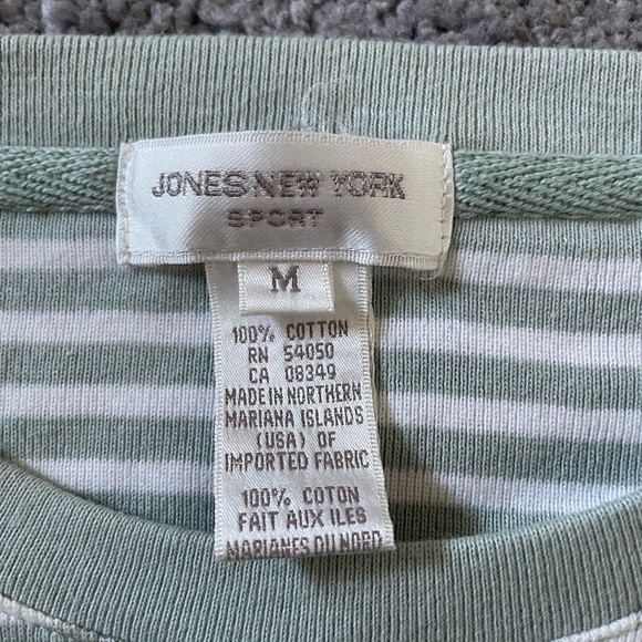 Stripped simple jones New York soft tee size medium - Picture 4 of 5